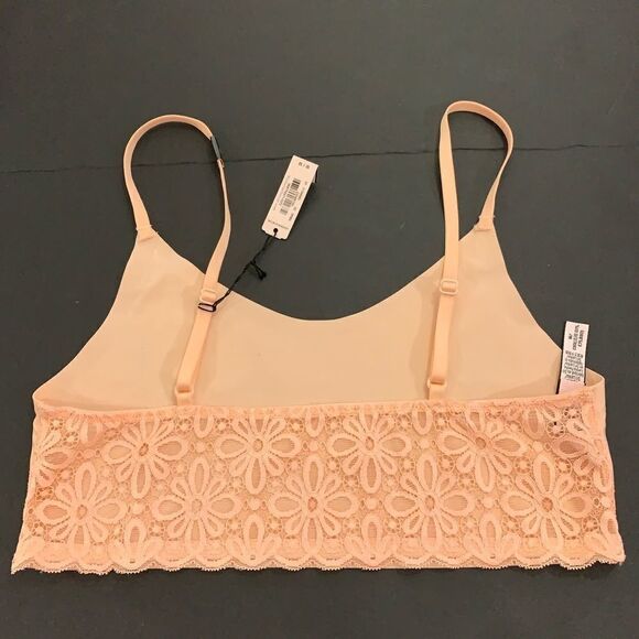 Victoria’s Secret laser cut & lace bralette bra - Picture 2 of 5